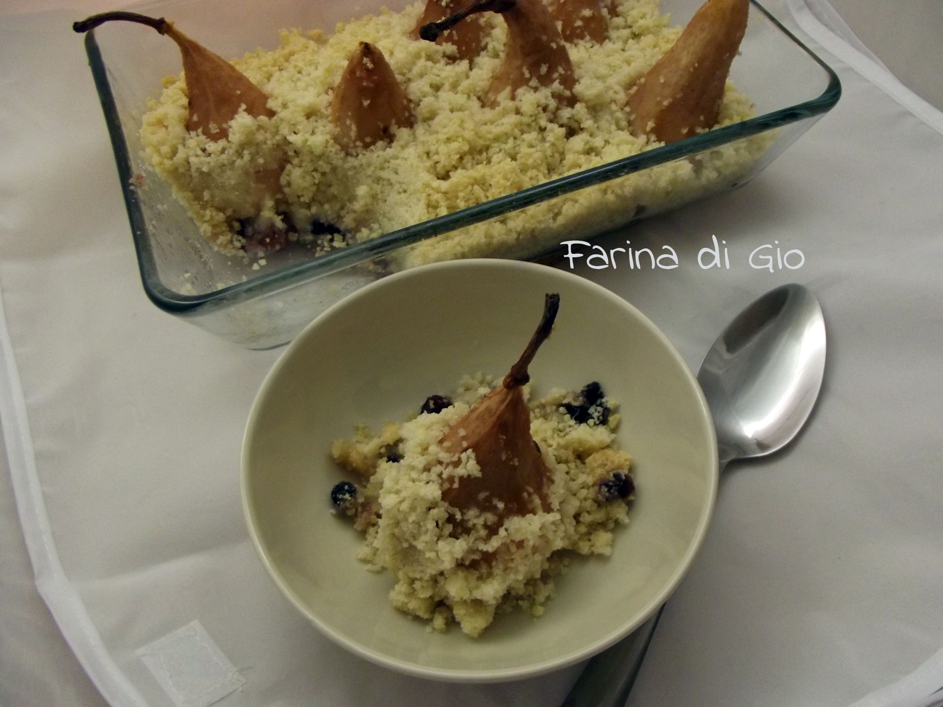 crumble pere senza glutine