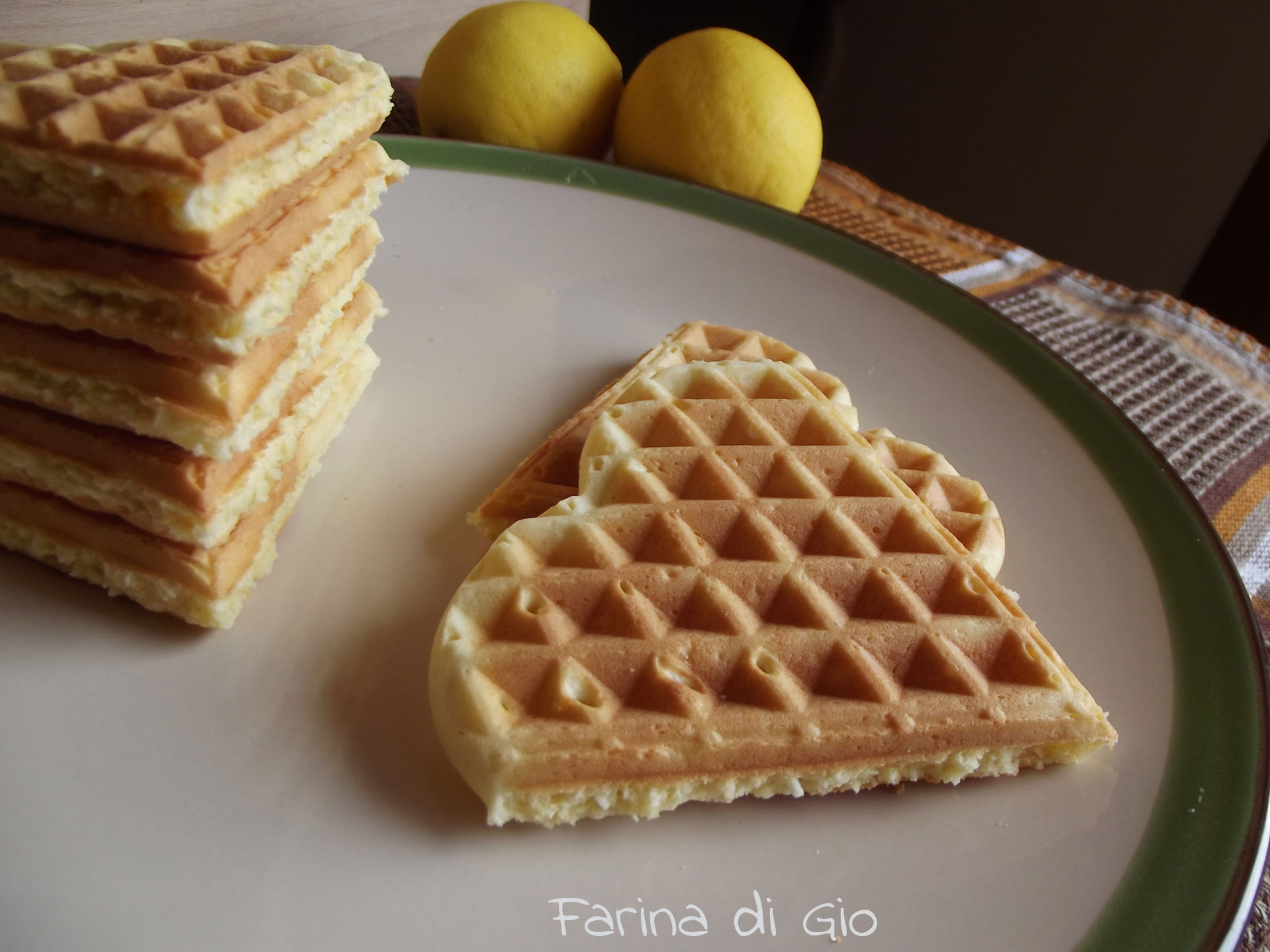 waffle di farro al cocco e al limone