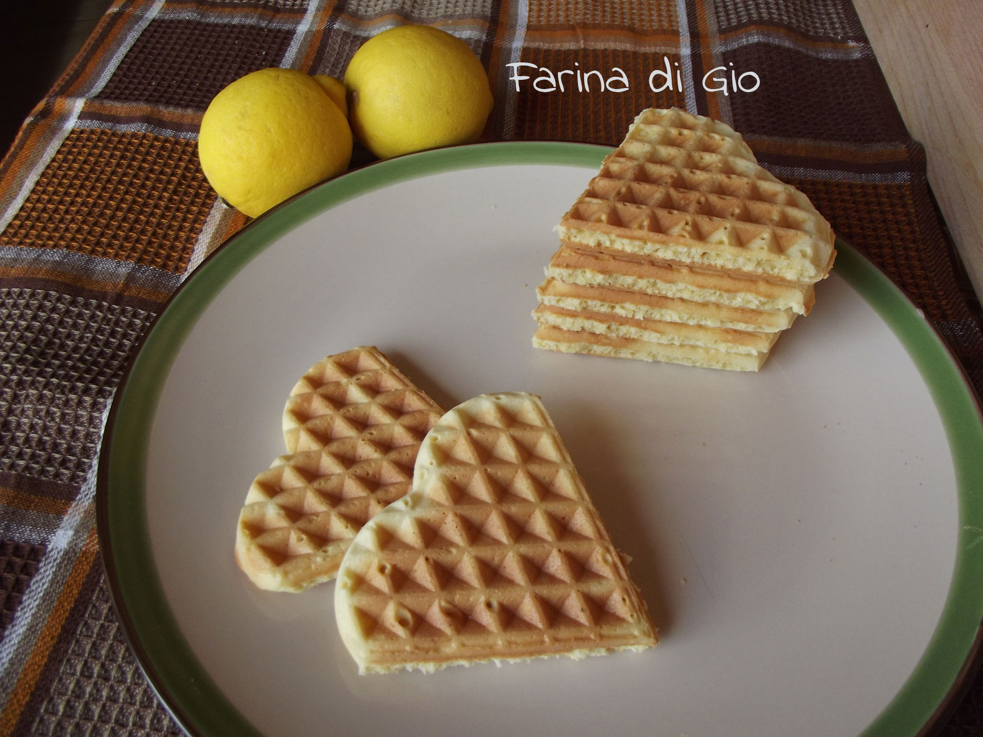 waffle di farro al cocco e al limone