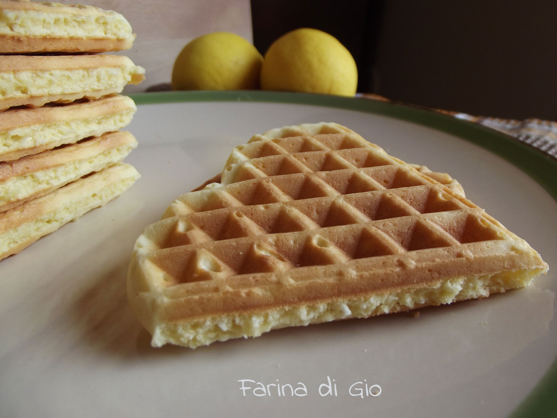 waffle di farro al cocco e al limone