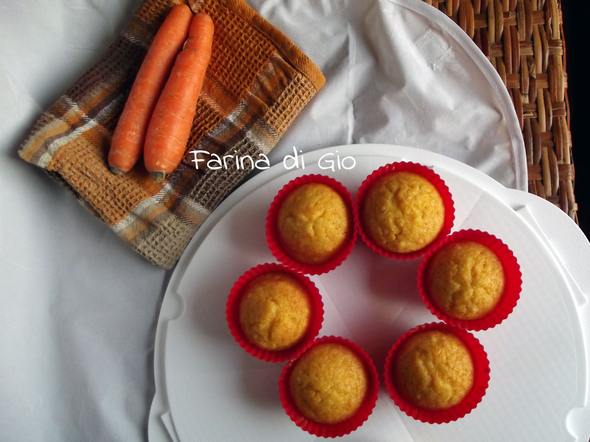 Muffin di farro e carote (quasi Camille)